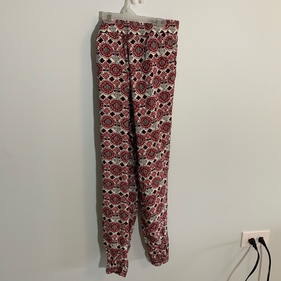H&M Patterned Pants - Picture 3 of 3